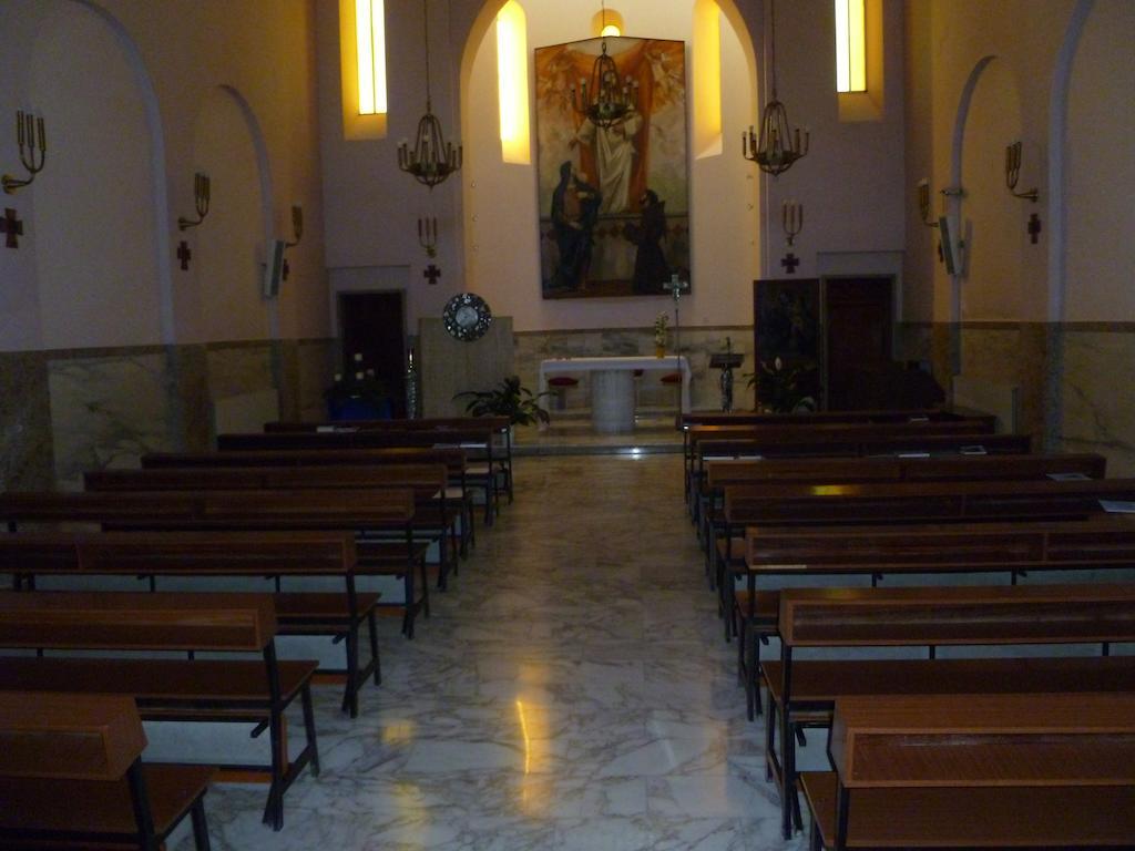 Ancelle Sorrento - Casa D'Accoglienza Hotel Castellammare di Stabia Bagian luar foto